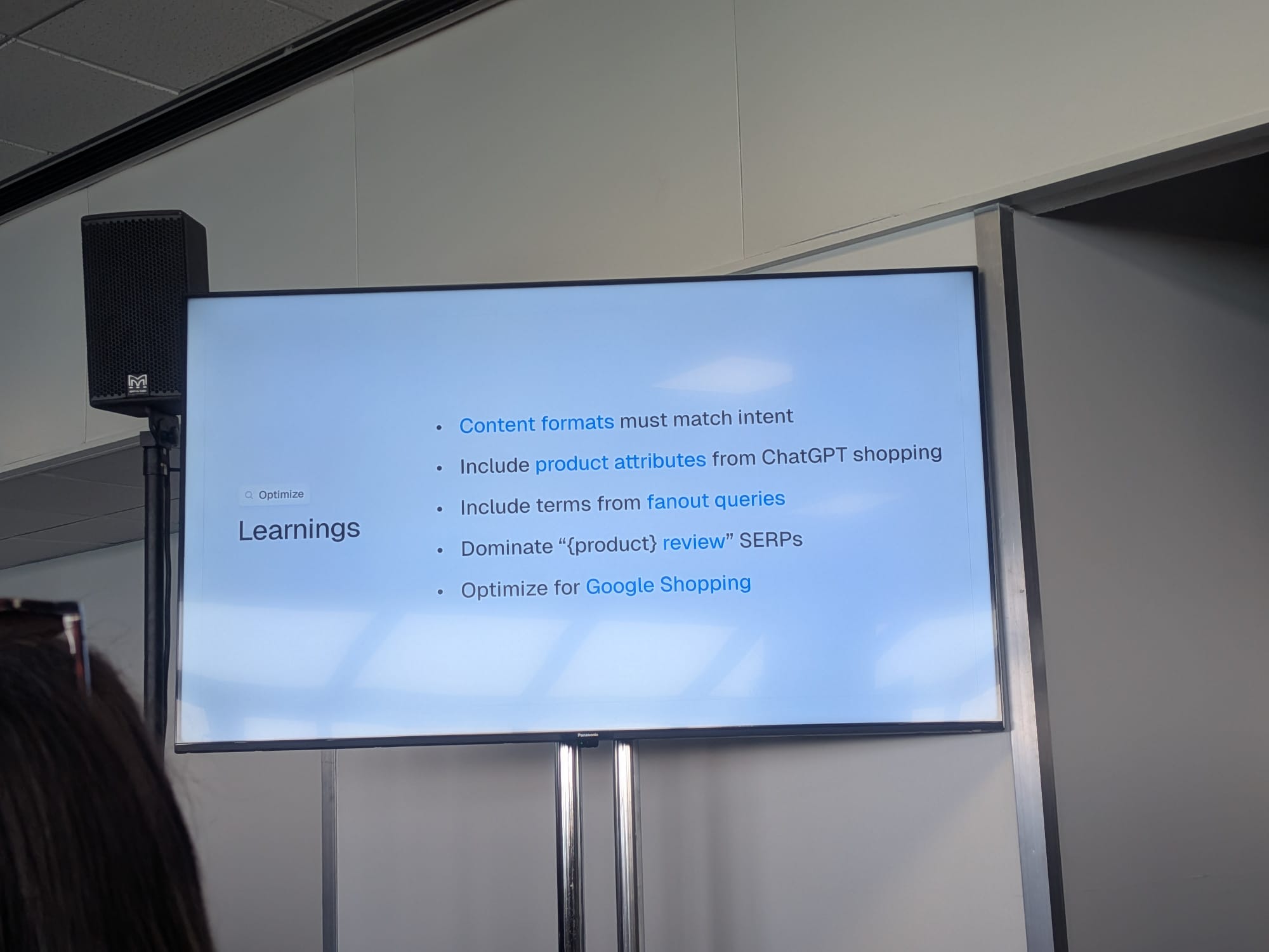 Malte LandwehrのBrightonSEO 2026セッションのOptimize Learnings総括スライド: コンテンツフォーマットは意図と一致させる、ChatGPTショッピングの商品属性を含める、ファンアウトクエリの用語を含める、「{商品} review」SERPを支配する、Google ショッピング向けに最適化